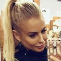 Nevia, Kobieta, 33